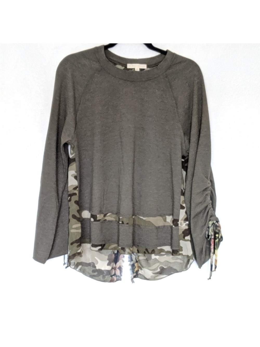 Anthropology •Scrapbook• Split back camo accent sweatshirt